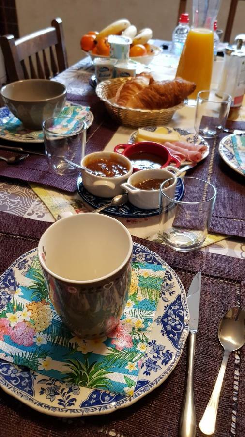Bed and Breakfast Au Nid De La Madeleine Gaillac Esterno foto